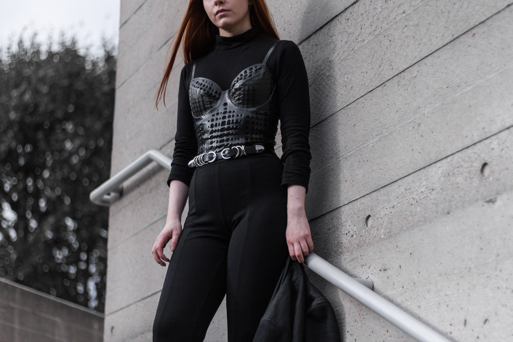 Underwear_outerwear_latex_outerwear
